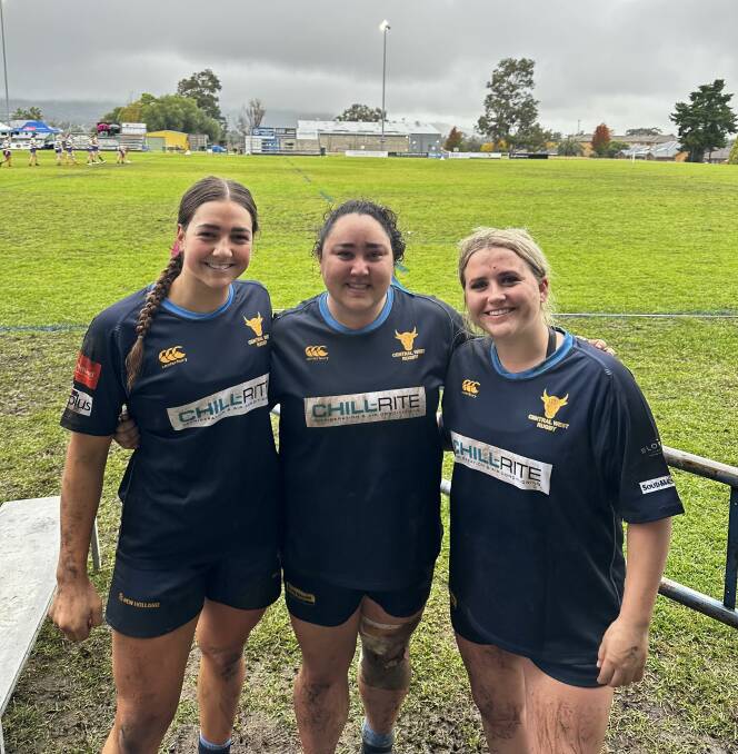 Maely MacGregor, Emma Evans and Lucy Turner were on the winning central west side in the country championships. Picture supplied