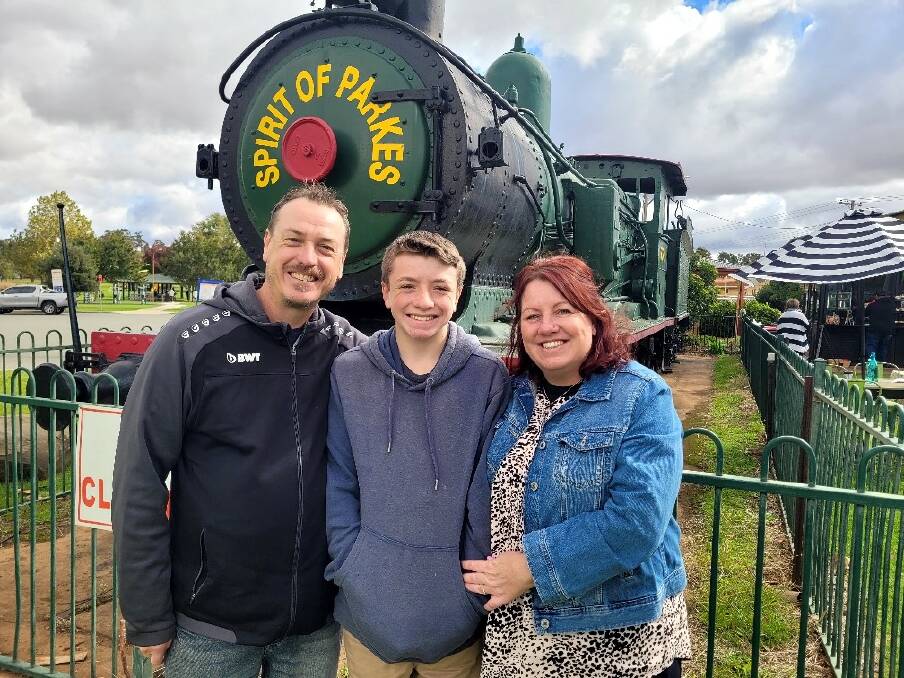 Stuart, Ashton and Kelly Lacey from Parkes. Picture Supplied